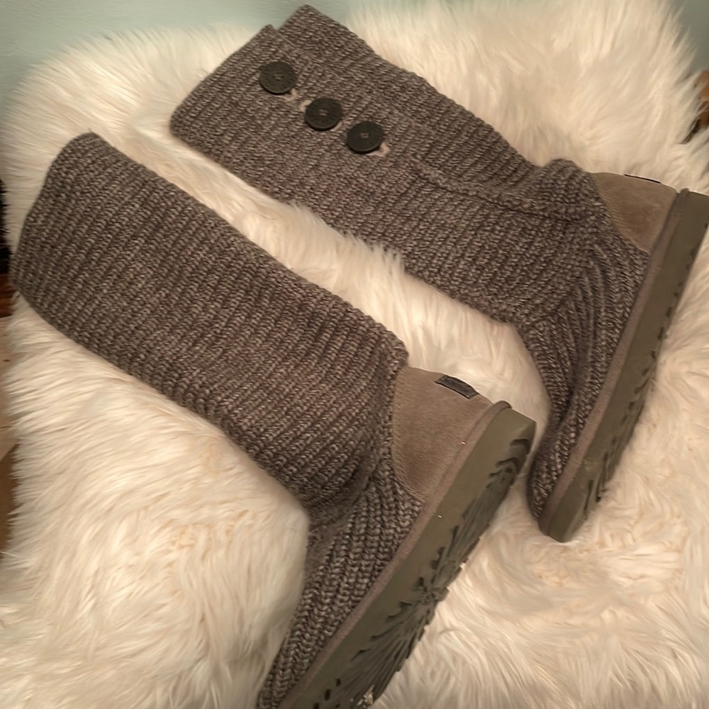 UGG Classic Cardi II knit boot grey fabric